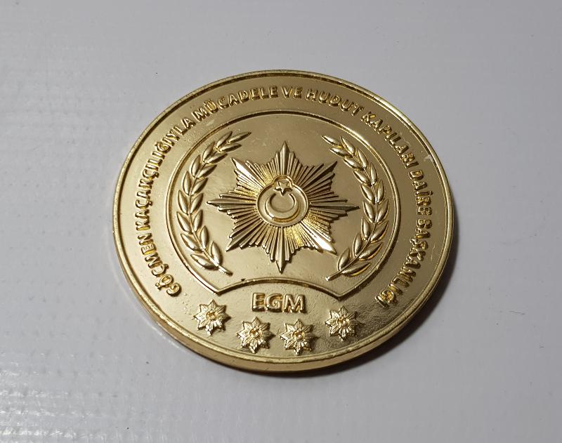 GÖÇMEN KAÇAKÇILIĞIYLA MÜCADELE VE HUDUT KAPILARI DAİRE BAŞKANLIĞI ÇOK NADİR MADALYON