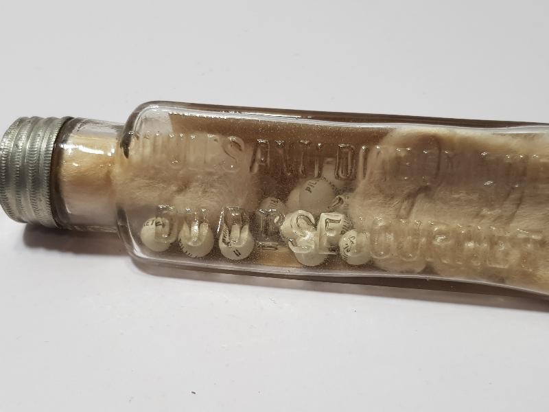 ECZA TARİHİ - İLAÇ ŞİŞESİ