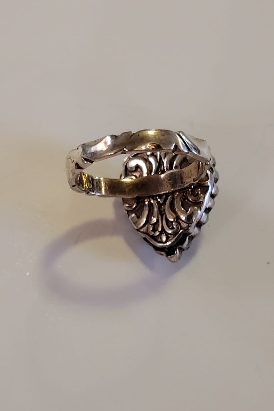 ZÜMRÜT VE PIRLANTA TAŞLI ÖZEL YAPIM YÜZÜK