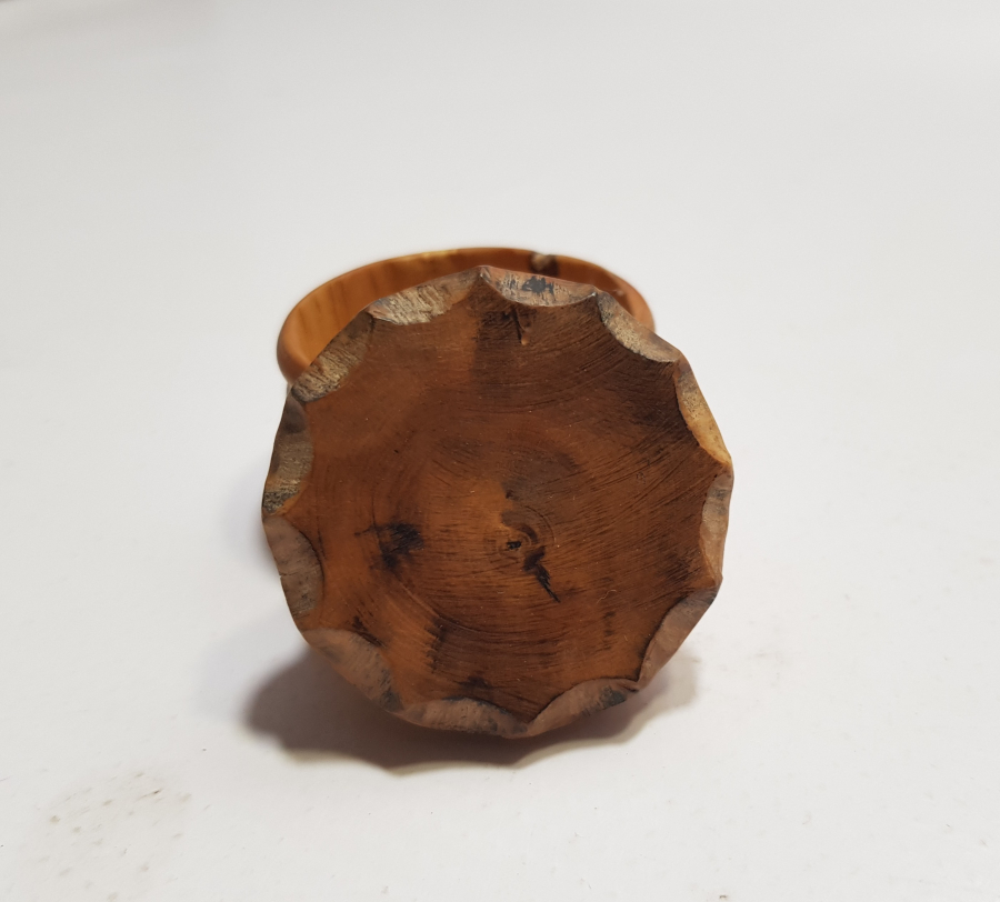 KAPAĞI TESLİM TAŞI FORMUNDA YAPILMIŞ OSMANLI DÖNEMİ ÇOK NADİR KAPAKLI BEKTAŞİ İŞİ ŞİMŞİR SAKIZLIK