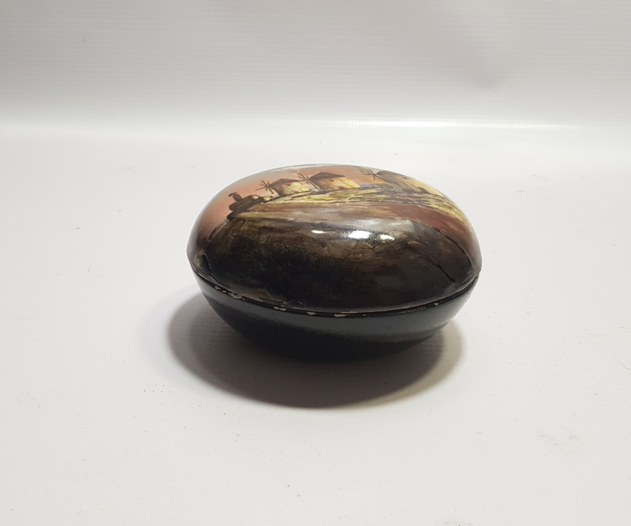 OSMANLI DÖNEMİ ÇOK NADİR KÜTAHYA DAN MÜBADELEYLE YUNANİSTANA GİTMİŞ RUMLAR TARAFINDAN YAPILMIŞ KAPAKLI KUTU