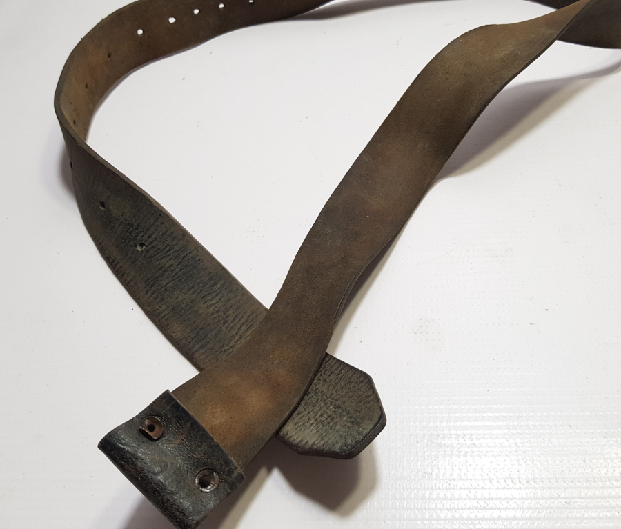 1. DÜNYA SAVAŞI DÖNEMİ ÜZERİ OSMANLICA YAZILI DERİ SUBAY KEMERİ