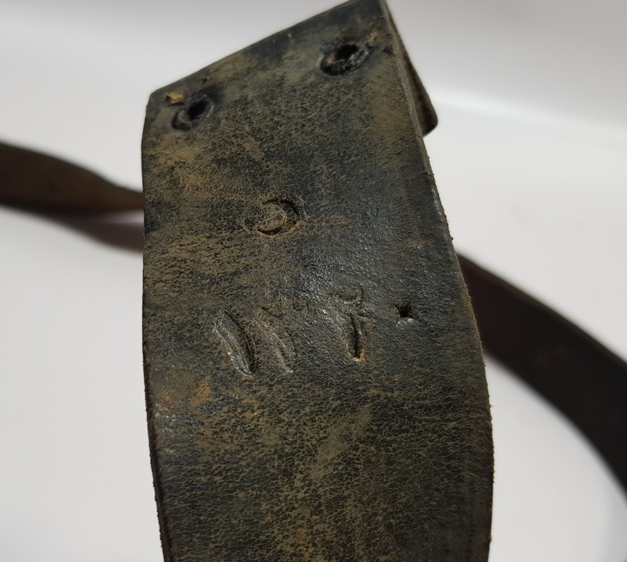 1. DÜNYA SAVAŞI DÖNEMİ ÜZERİ OSMANLICA YAZILI DERİ SUBAY KEMERİ