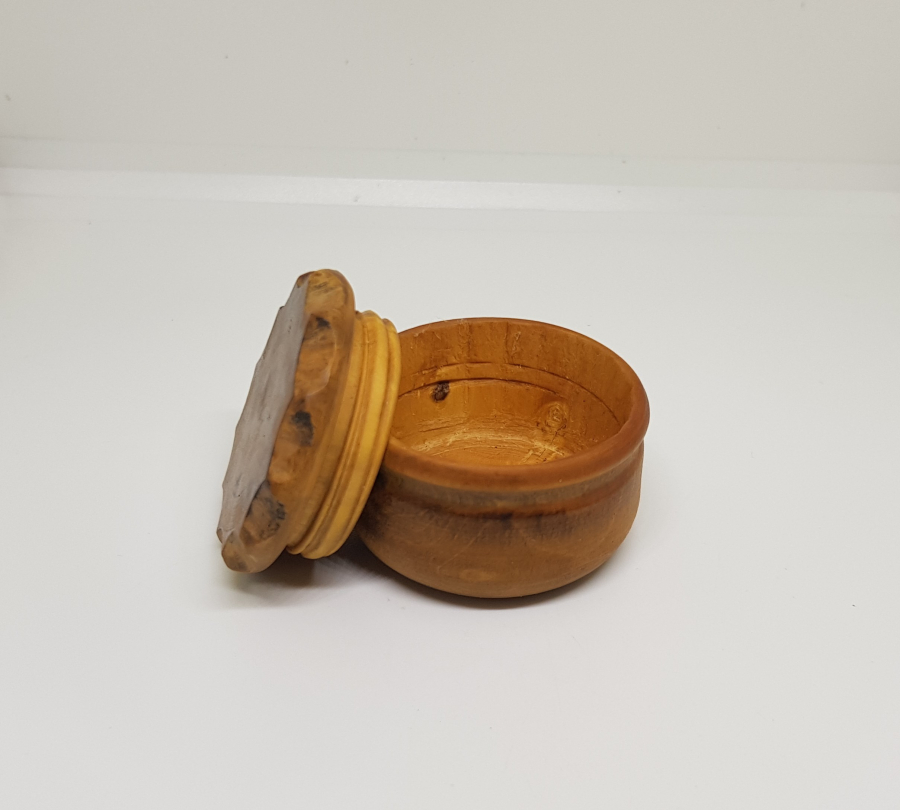 KAPAĞI TESLİM TAŞI FORMUNDA YAPILMIŞ OSMANLI DÖNEMİ ÇOK NADİR KAPAKLI BEKTAŞİ İŞİ ŞİMŞİR SAKIZLIK