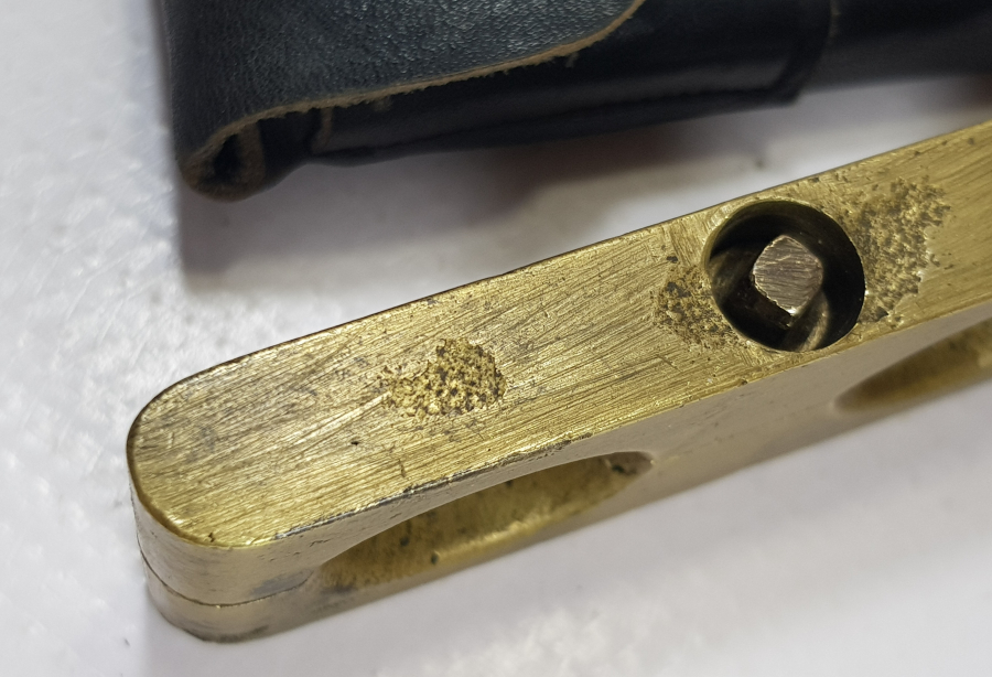 ORİJİNAL KUTUSUNDA ÇOK NADİR OSMANLI TEŞKİLAT I MAHSUSA NIN KULLANDIĞI PARMAK KELEPÇESİ / AJAN KELEPÇESİ - İLK KEZ GÖRÜLÜYOR