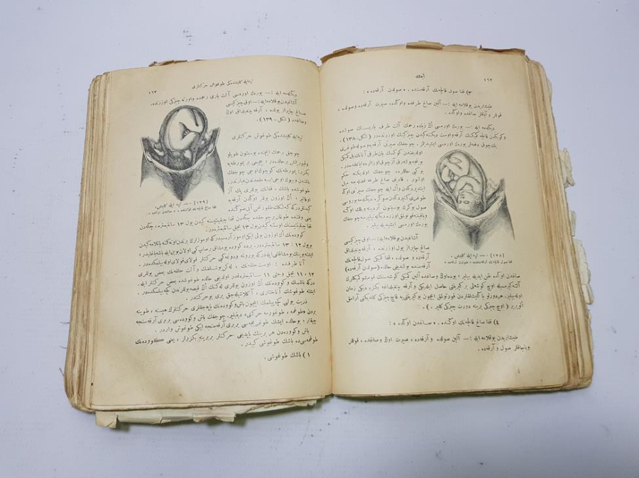 OSMANLICA BOL RESİMLİ ÇOK NADİR EBELİK KİTABI