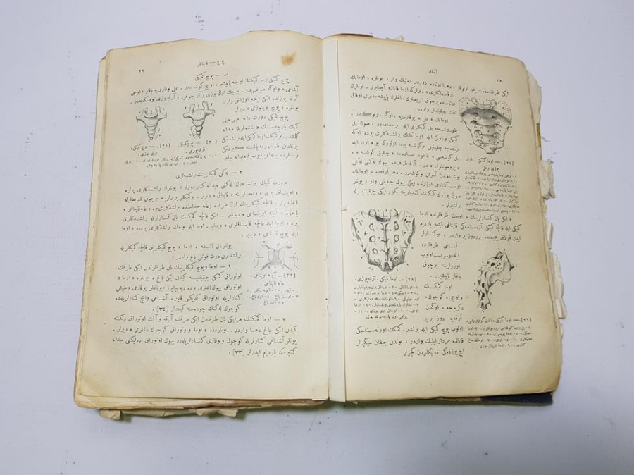 OSMANLICA BOL RESİMLİ ÇOK NADİR EBELİK KİTABI