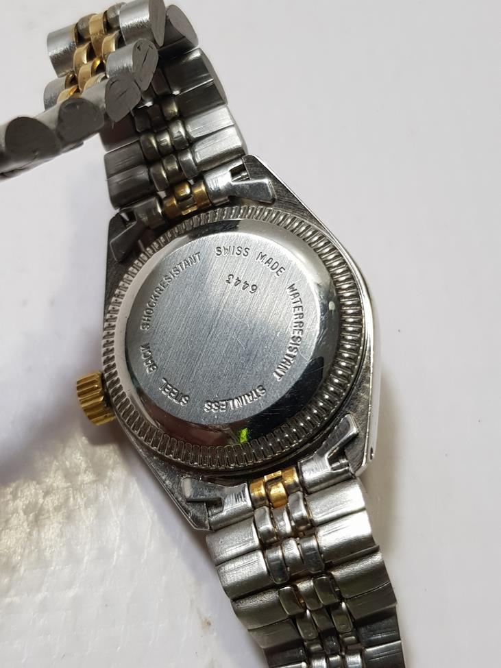 ROYAL MARKA TAKVİMLİ KURMALI BAYAN KOL SAATİ