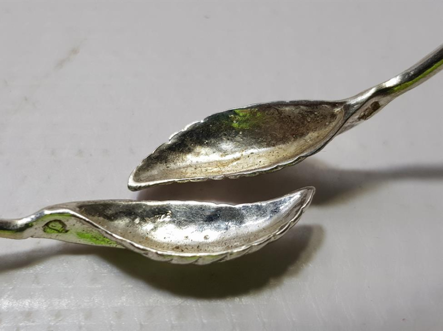 YAPRAKFORMLU GÜMÜŞ BİLEZİK