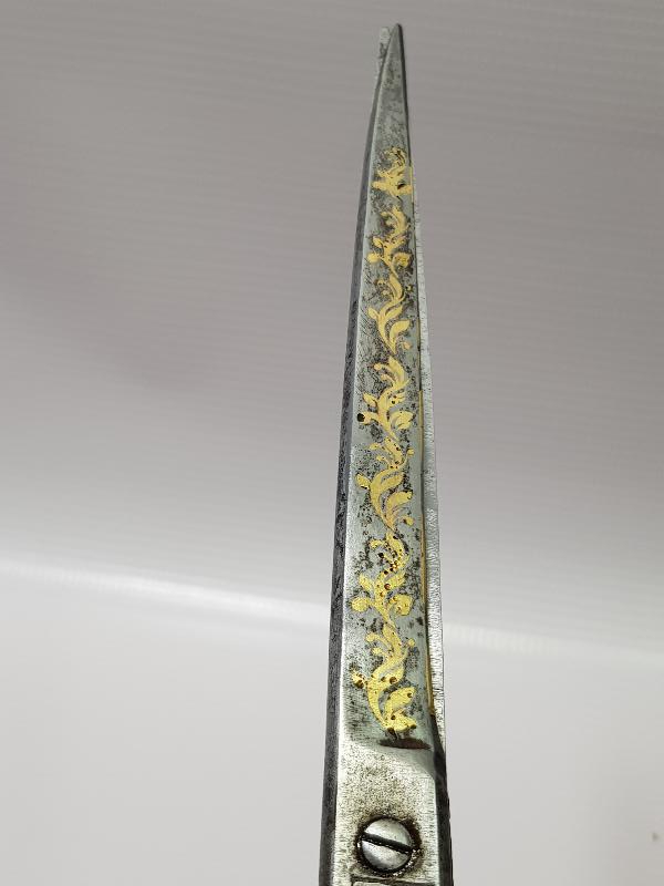 HER İKİ TARAFI DA OSMANLICA YAZILI ALTIN ÇAKMA İŞÇİLİKLİ HATTAT MAKASI