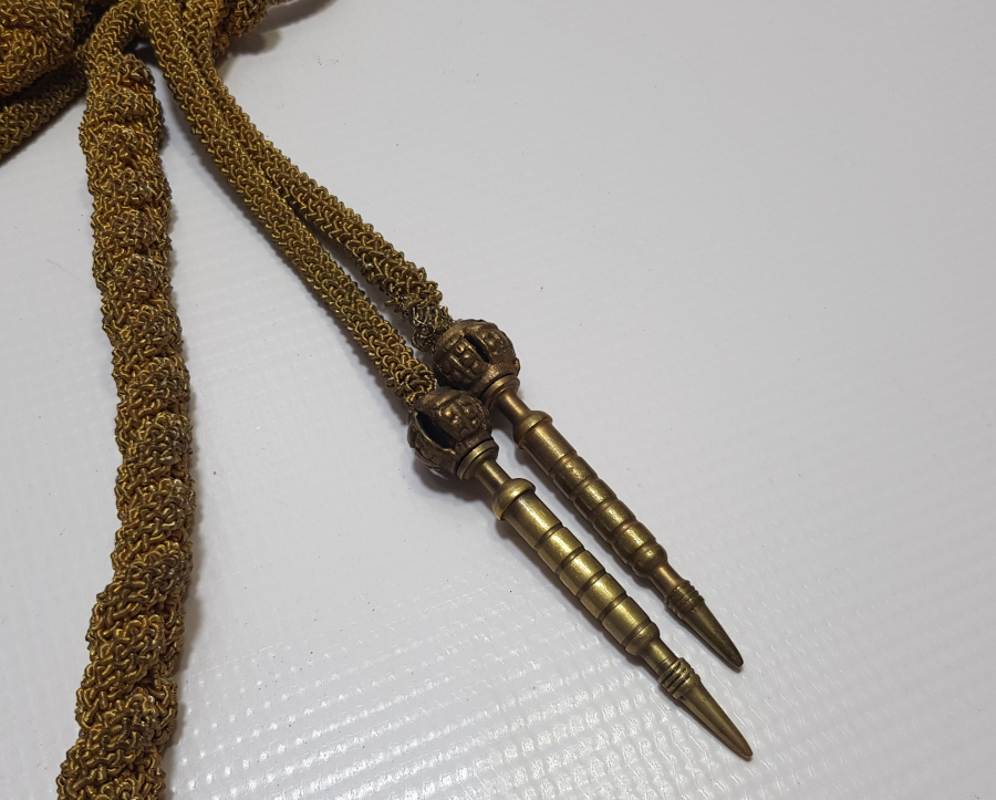 SIRMA İŞÇİLİKLİ ANTİKA YAVER ASKISI