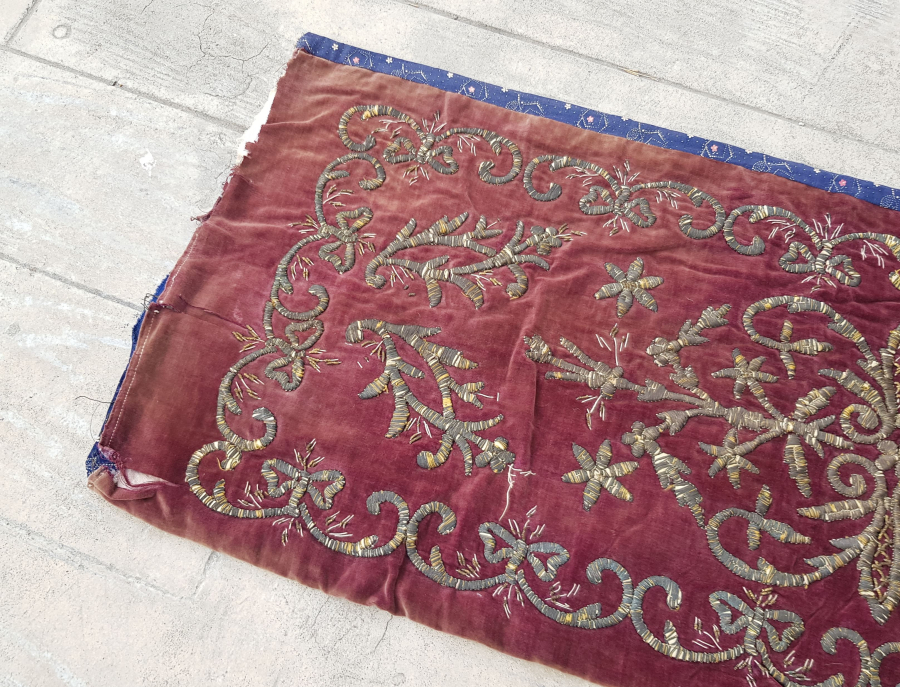 OSMANLI DÖNEMİ SIRMA İŞÇİLİKLİ SEDİR YASTIĞI