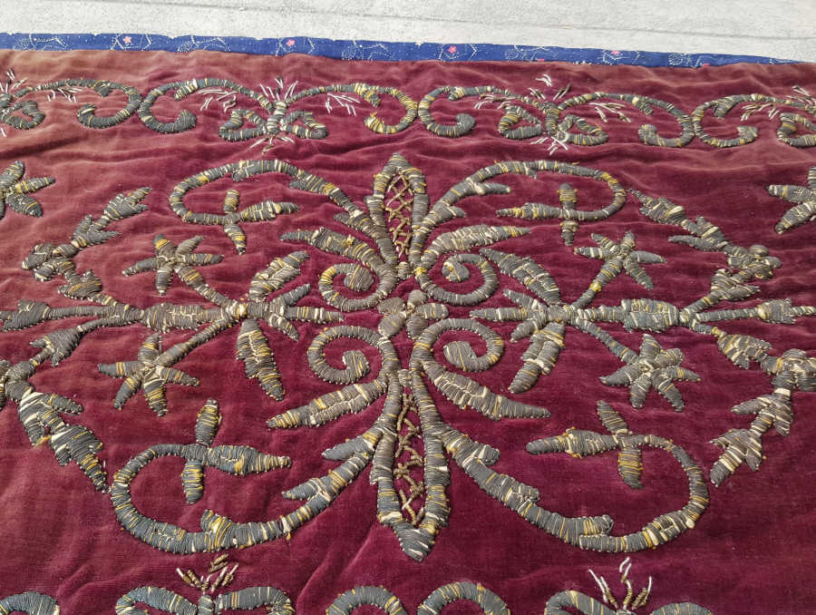 OSMANLI DÖNEMİ SIRMA İŞÇİLİKLİ SEDİR YASTIĞI