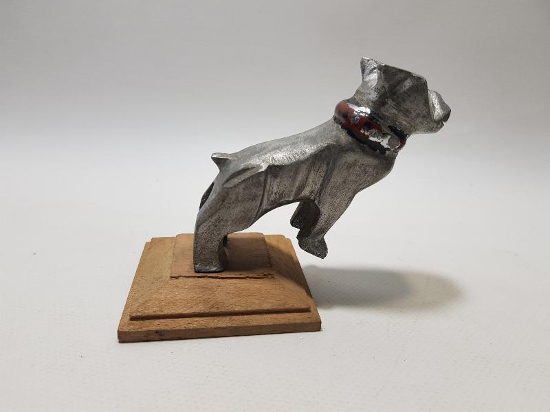 ANTİKA MACK KAMYON AMBLEMİ