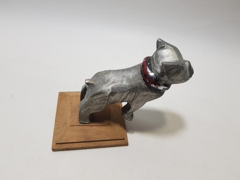 ANTİKA MACK KAMYON AMBLEMİ