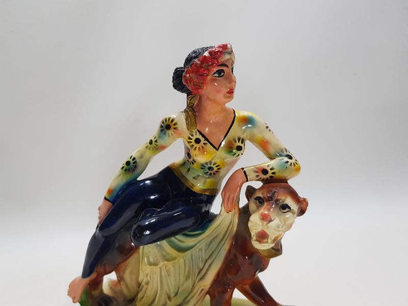 ANTİKA KAPLANLI KADIN BİBLOSU