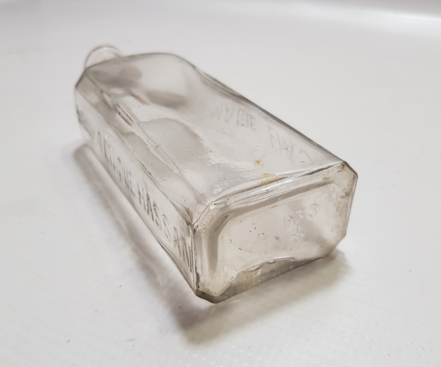 OSMANLICA VE FRANSIZCA YAZILI HASAN KUVVET ŞURUBU ŞİŞESİ