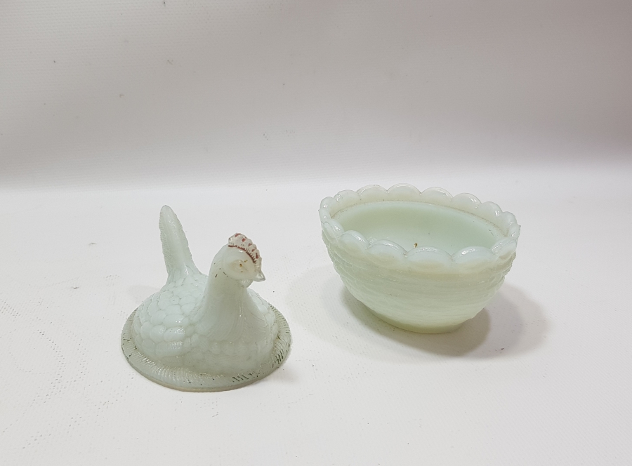 YUMURTLAYAN TAVUK TEMALI MİNİ OPAL ŞEKERLİK