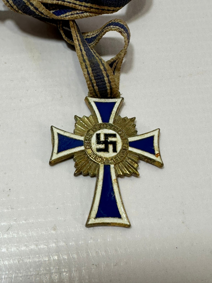 1939 NAZİ ALMAN ANNELİK ŞEREF MADALYASI VE BERATI