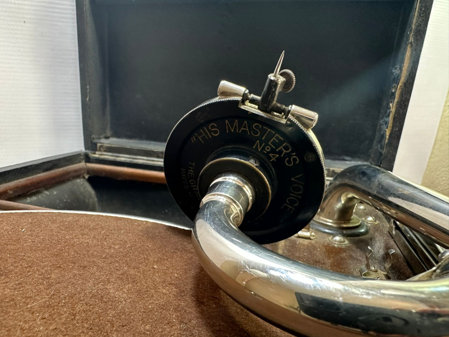 HIS MASTER'S VOICE GRAMOFON