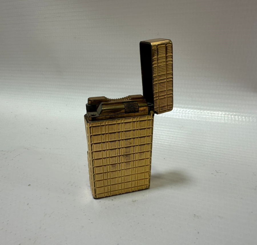 ST DUPONT MARKA ALTIN KAPLAMA ÇAKMAK