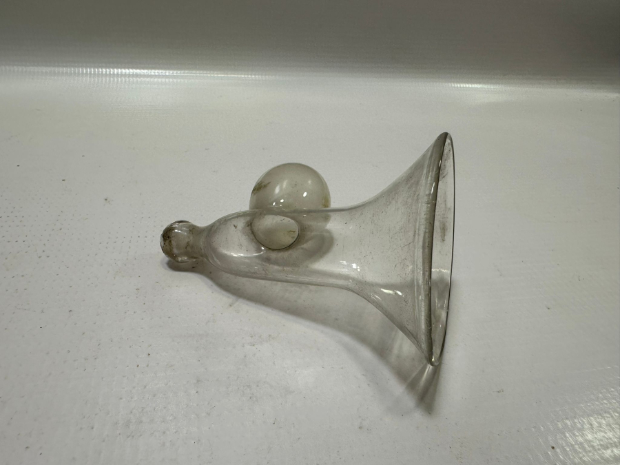 TIP TARİHİ: ANTİKA ANNE SÜTÜ POMPASI