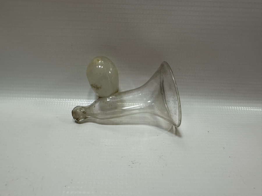 TIP TARİHİ: ANTİKA ANNE SÜTÜ POMPASI