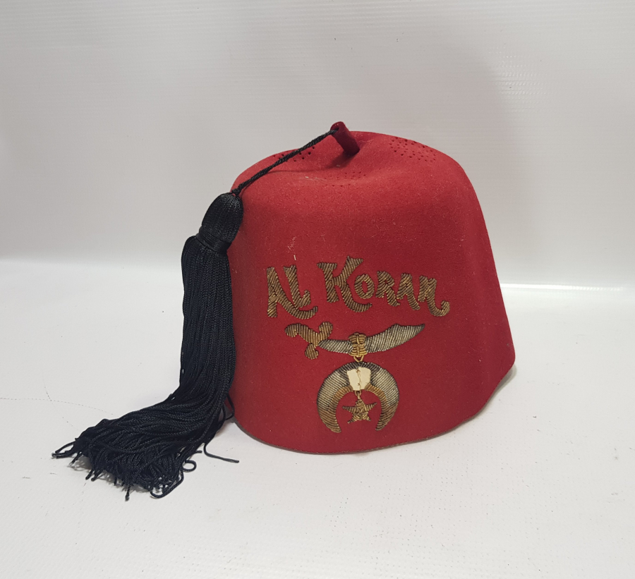 OSMANLI DÖNEMİ ÇOK NADİR EL KORAN İSİMLİ MASON CEMİYETİNE AİT TÖREN FESİ