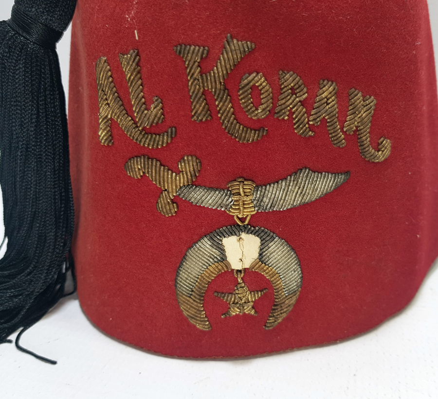 OSMANLI DÖNEMİ ÇOK NADİR EL KORAN İSİMLİ MASON CEMİYETİNE AİT TÖREN FESİ