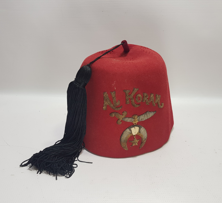 OSMANLI DÖNEMİ ÇOK NADİR EL KORAN İSİMLİ MASON CEMİYETİNE AİT TÖREN FESİ