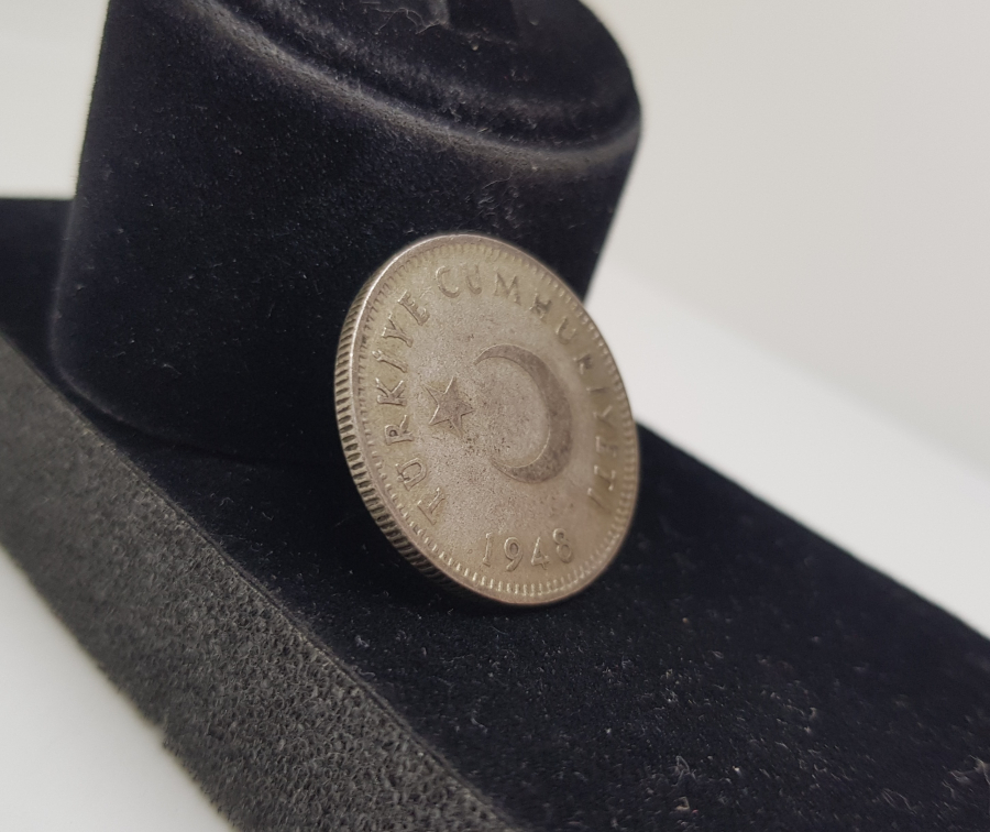 TÜRKİYE CUMHURİYETİ'NİN TEDAVÜLE VERİLMİŞ SON GÜMÜŞ PARASI 1948 TARİHLİ 1 LİRA