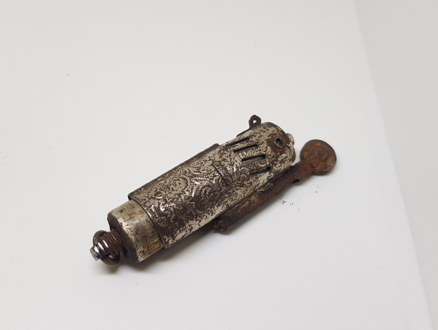 OSMANLI DÖNEMİ NADİR FORMDA SUBAY ÇAKMAĞI