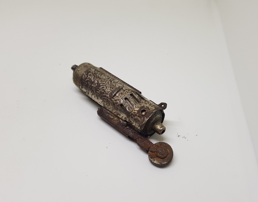 OSMANLI DÖNEMİ NADİR FORMDA SUBAY ÇAKMAĞI