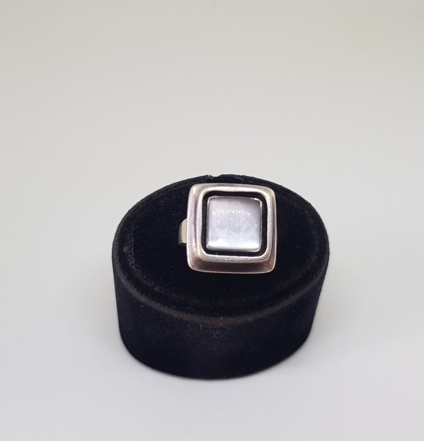 DUMANLI KUVARZ TAŞLI ÖZEL YAPIM GÜMÜŞ YÜZÜK