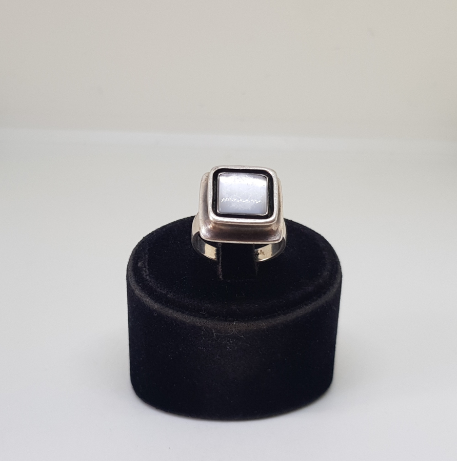 DUMANLI KUVARZ TAŞLI ÖZEL YAPIM GÜMÜŞ YÜZÜK