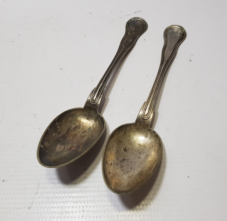 OSMANLI DÖNEMİ ÜNLÜ İSTANBUL TÜCCARI DECUGİS DAMGALI BİR ÇİFT KAŞIK