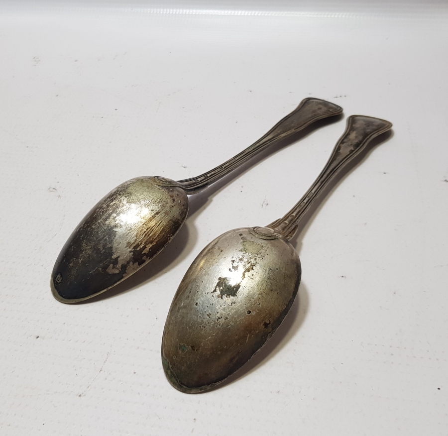 OSMANLI DÖNEMİ ÜNLÜ İSTANBUL TÜCCARI DECUGİS DAMGALI BİR ÇİFT KAŞIK