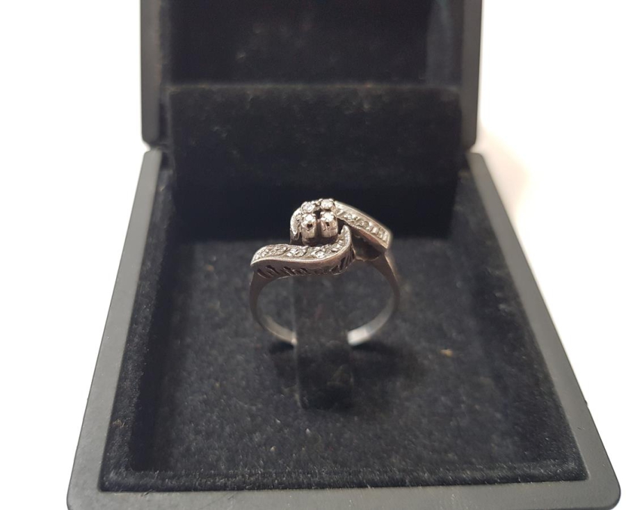 ANTİKA PIRLANTA YÜZÜK