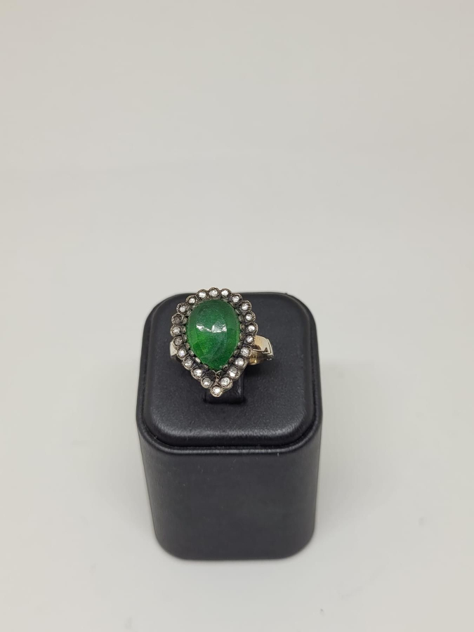 ZÜMRÜT VE PIRLANTA TAŞLI ÖZEL YAPIM YÜZÜK