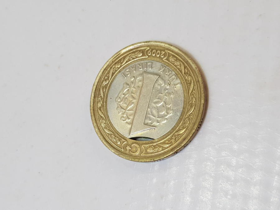 2009 ERÖRLÜ 1 LİRA MADENİ PARA