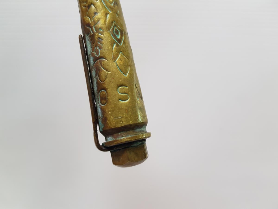 SARAYBOSNA KATLİAMINDA ŞEHİT EDİLEN İNSANLARIN VÜCUDUNDAN ÇIKARILAN MERMİLERDEN YAPILMIŞ ÇOK NADİR KALEM