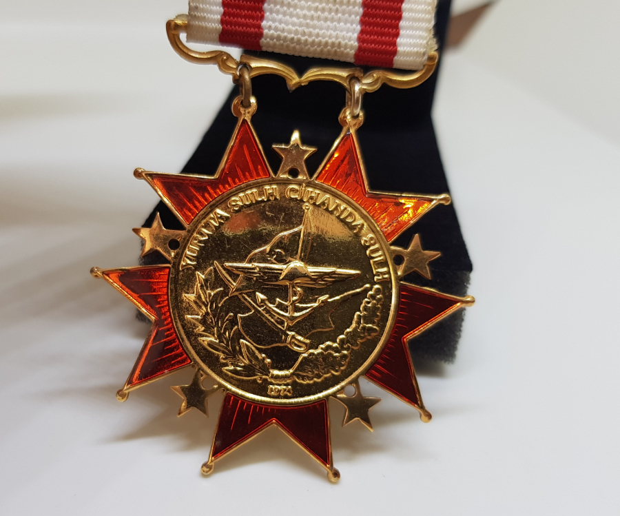 ÇOK NADİR 1974 KIBRIS BARIŞ HAREKATI MADALYASI