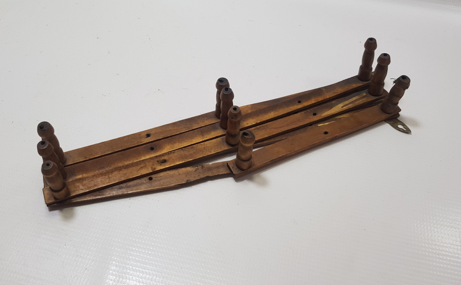 OSMANLI DÖNEMİ AHŞAP AKORDİYON ASKILIK