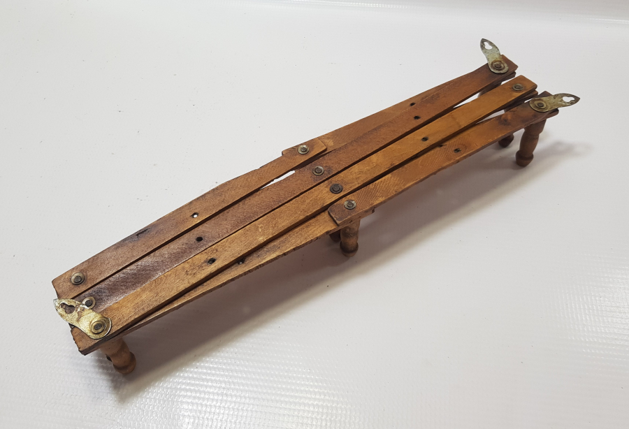 OSMANLI DÖNEMİ AHŞAP AKORDİYON ASKILIK