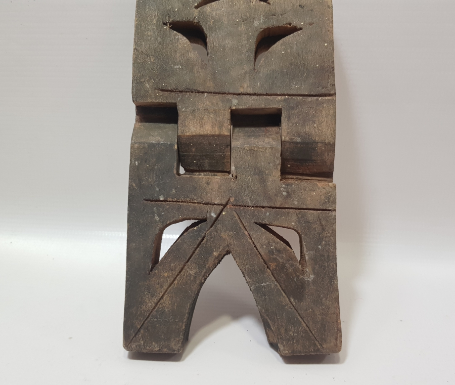 OSMANLI DÖNEMİ AHŞAPTAN MAMUL TEKKE İŞİ NADİR BOYDA ENAM -I ŞERİF RAHLESİ