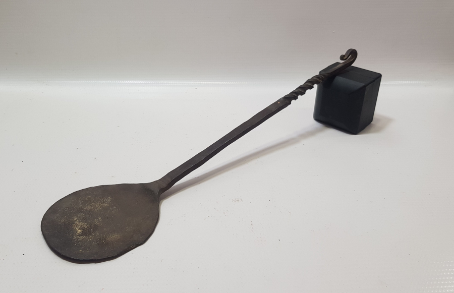 OSMANLI DÖNEMİ EL DÖVME YILAN BAŞLI KEPÇE