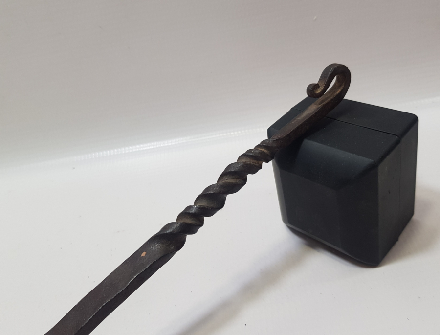 OSMANLI DÖNEMİ EL DÖVME YILAN BAŞLI KEPÇE