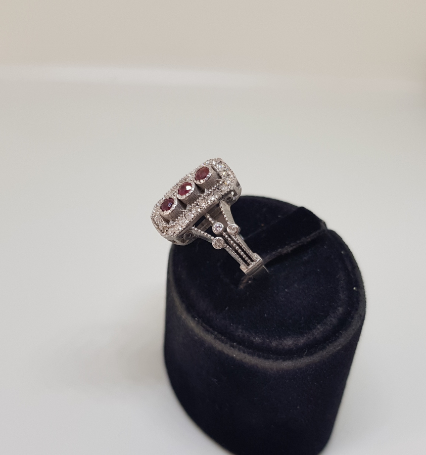 YAKUT VE PIRLANTA TAŞLI ÖZEL YAPIM FRANSIZ MODEL YÜZÜK