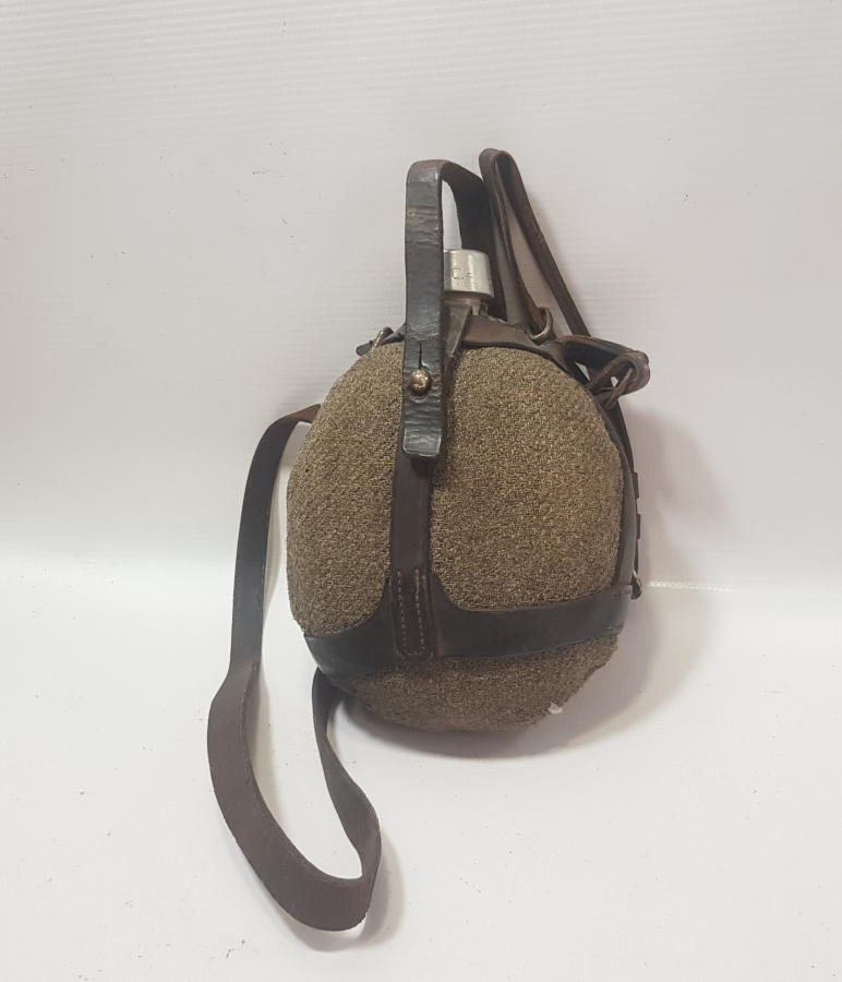 AĞIZ KISMINDA ALLAH BİZİMLEDİR VE ASAKİRİ ŞAHANE YAZILI ÇOK NADİR TAM TAKIM OSMANLI ASKER MATARASI - İLK KEZ GÖRÜLÜYOR