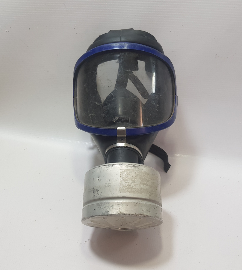 ALMAN YAPIMI ANTİKA GAZ MASKESİ